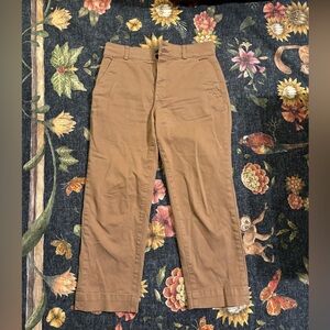 Everlane Utility Straight leg pants Tan Sizes 8, 6